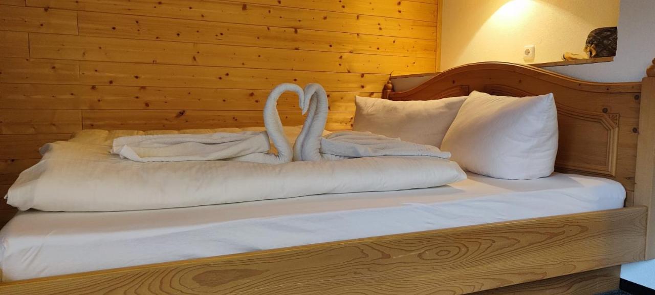 Ferienhaus Lechtaler Alpen Bach  Bagian luar foto