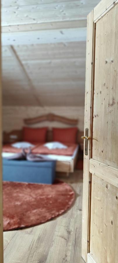 Ferienhaus Lechtaler Alpen Bach  Bagian luar foto