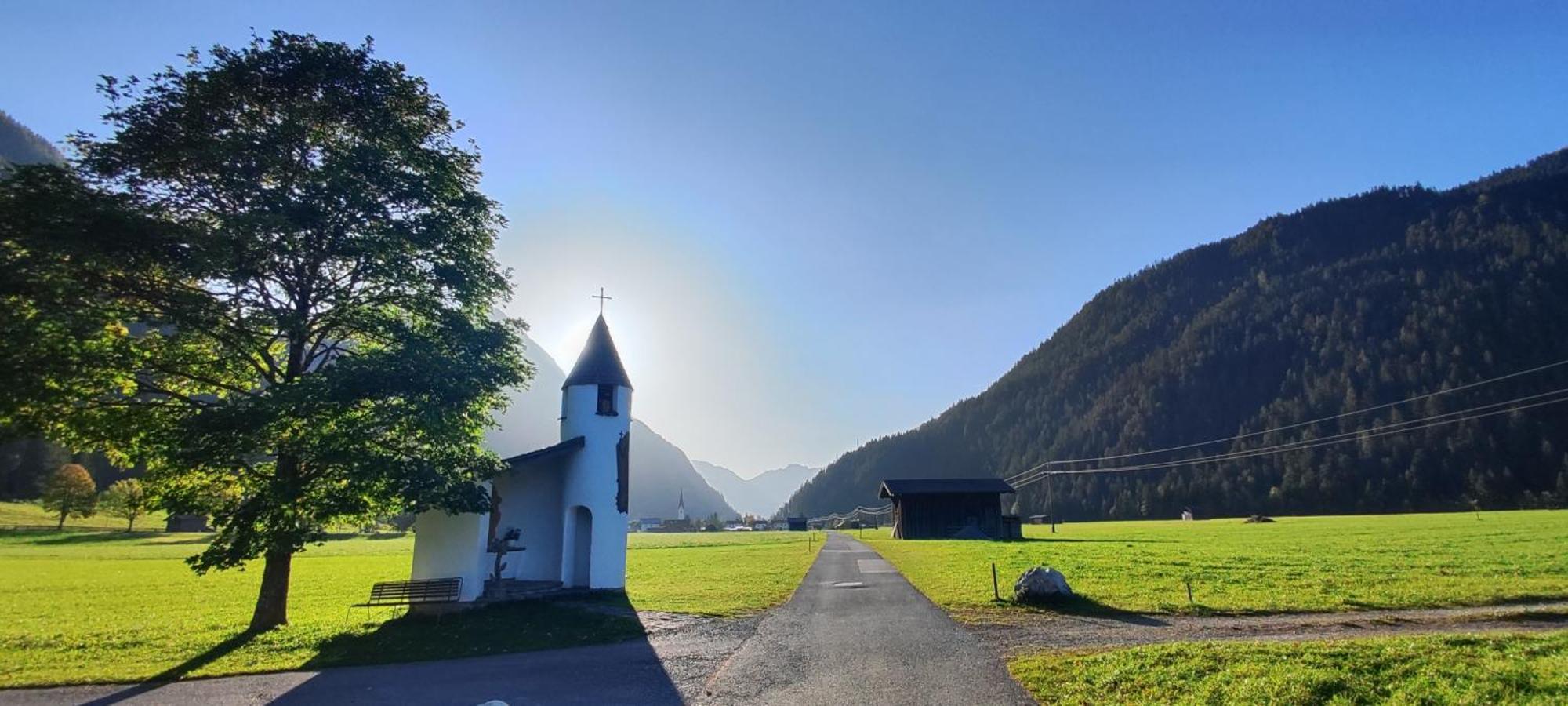 Ferienhaus Lechtaler Alpen Bach  Bagian luar foto