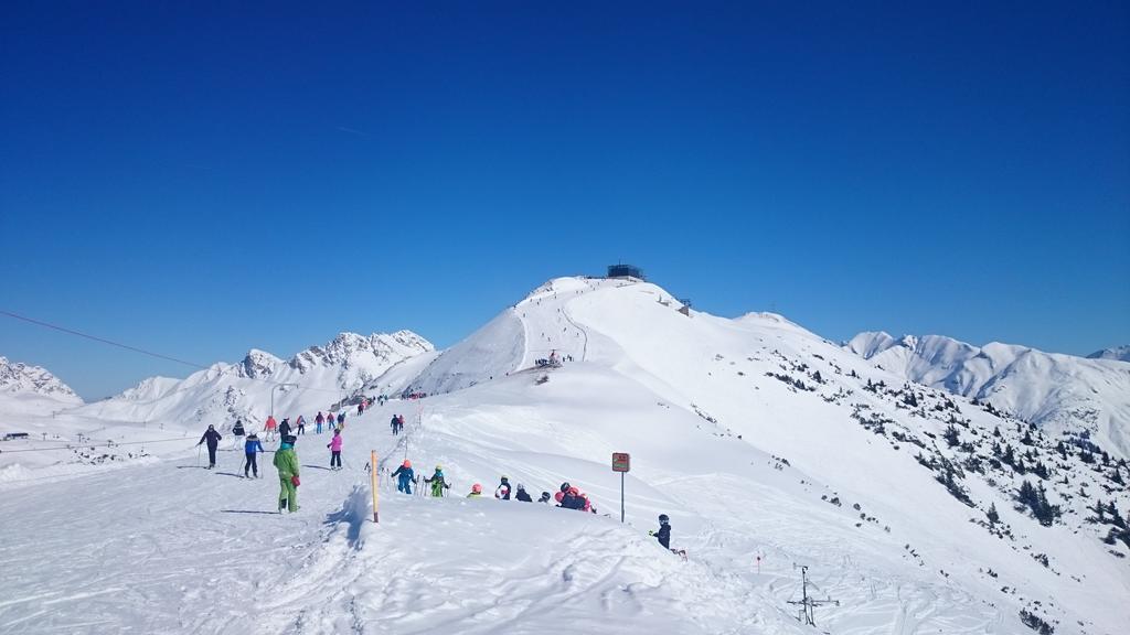 Ferienhaus Lechtaler Alpen Bach  Bagian luar foto