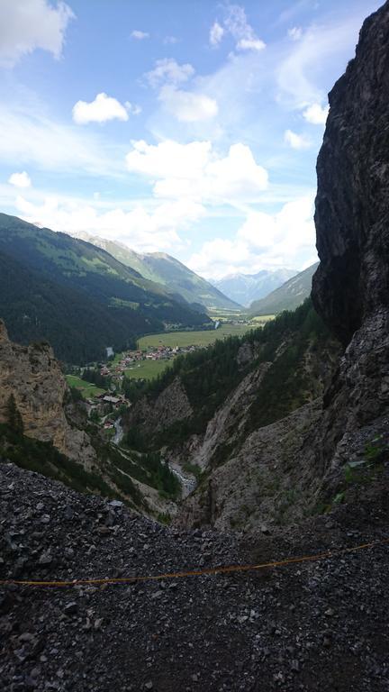 Ferienhaus Lechtaler Alpen Bach  Bagian luar foto